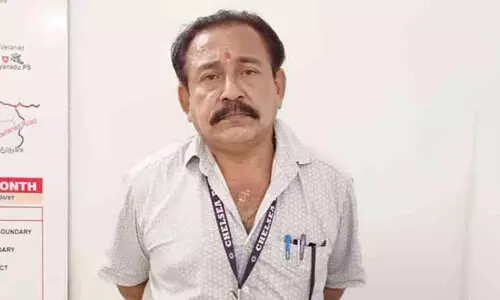 19കാ​രി​യെ പീ​ഡി​പ്പി​ക്കാ​ൻ ശ്ര​മി​ച്ച ട്യൂ​ഷ​ൻ സെൻറ​ർ ഉ​ട​മ അ​റ​സ്​​റ്റി​ൽ