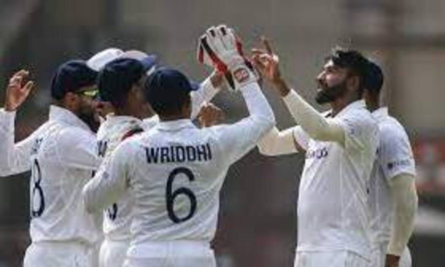 തിരിച്ചടിച്ച് ഇന്ത്യ; ന്യൂസിലൻഡിന്‍റെ ഒന്നാം ഇന്നിങ്സ് 62 റൺസിലൊതുങ്ങി