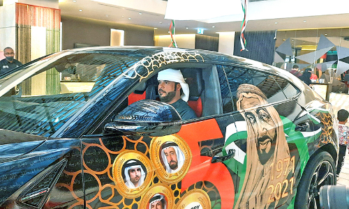 യു.​എ.​ഇ​ ദേ​ശീ​യ ദി​നം: ഇ​ത്തവണ ലം​ബോ​ർ​ഗി​നി​യു​മാ​യി ഷ​ഫീ​ഖ്​