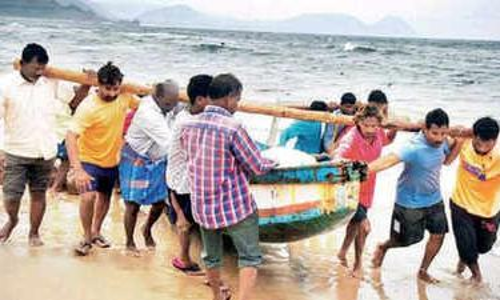 ജവാദ് ചുഴലിക്കാറ്റ്; ആന്ധ്ര തീരത്തുനിന്ന് 54,000 പേരെ ഒഴിപ്പിച്ചു