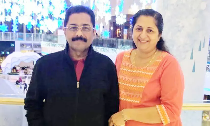 ബഹ്​റൈൻ പ്രവാസത്തിന്​ വിരാമമിട്ട്​   ബേബി ജോണും ഭാര്യയും