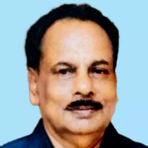 രാ​ധാ​കൃ​ഷ്ണ​ൻ ന​മ്പ്യാ​ർ