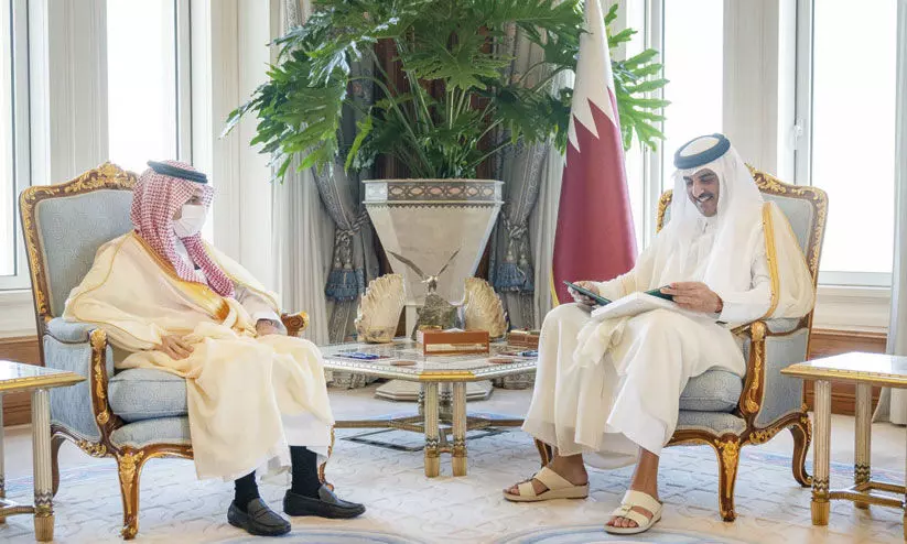 ജി.സി.സി ഉച്ചകോടി: അമീറിന് സൽമാൻ രാജാവിെൻറ ക്ഷണം ജി.സി.സി ഉച്ചകോടി: അമീറിന് സൽമാൻ രാജാവിെൻറ ക്ഷണം