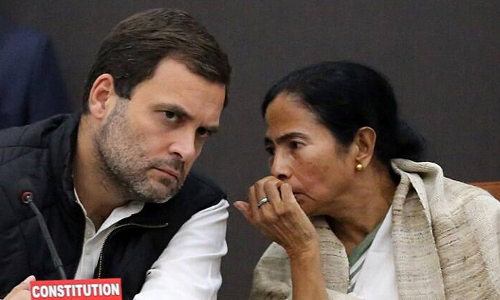 മമതയുടെ നീക്കം: ഉണർന്ന് കോൺഗ്രസ് മമതയുടെ നീക്കം: ഉണർന്ന് കോൺഗ്രസ്