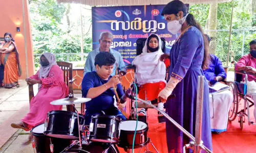 സർഗം വിടർന്നു... വിസ്​മയ താളമായി നിവേദ്