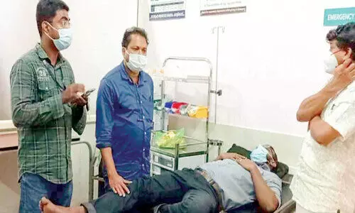 Complaint that the teacher was beaten