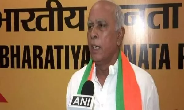 മുൻ എം.പിയും മുതിർന്ന കോൺഗ്രസ് നേതാവുമായ സാഗർ റായ്ക ബി.ജെ.പിയിൽ മുൻ എം.പിയും മുതിർന്ന കോൺഗ്രസ് നേതാവുമായ സാഗർ റായ്ക ബി.ജെ.പിയിൽ