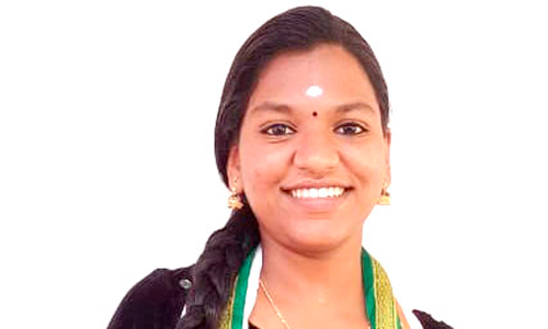 കോ​ൺ​ഗ്ര​സ് യൂ​നി​റ്റ് ക​മ്മി​റ്റി ഭാ​ര​വാ​ഹി​യാ​യി പ​ത്താം ക്ലാ​സ്​ വി​ദ്യാ​ർ​ഥി​നി