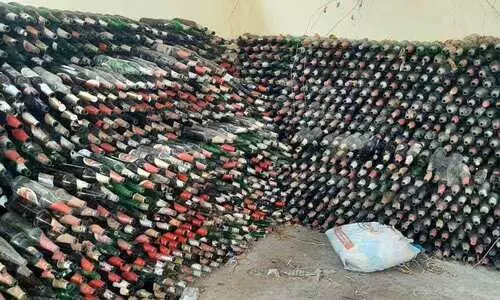 കണ്ണുതള്ളി അജാനൂർ; ഒരു മാസത്തിനിടെ കൈമാറിയത് 7020 ബിയർ കുപ്പികൾ!