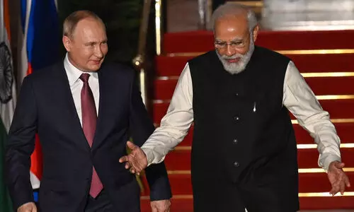 മോ​ദി-പു​ടി​ൻ ഉ​ച്ച​കോ​ടി: ആറു ലക്ഷം ​​റൈഫിൾ നിർമിക്കാൻ കരാർ