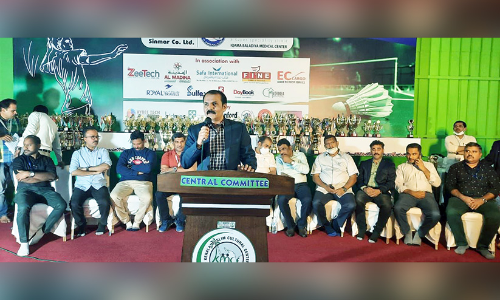 റി​യാ​ദ് കെ.​എം.​സി.​സി ബാ​ഡ്മി​ൻ​റ​ൺ ടൂ​ർ​ണ​മെൻറ്​ സ​മാ​പി​ച്ചു