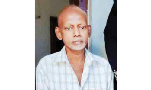 സു​മ​ന​സ്സു​ക​ളു​ടെ കാ​രു​ണ്യം കാ​ത്ത് ഗൃ​ഹ​നാ​ഥ​ൻ