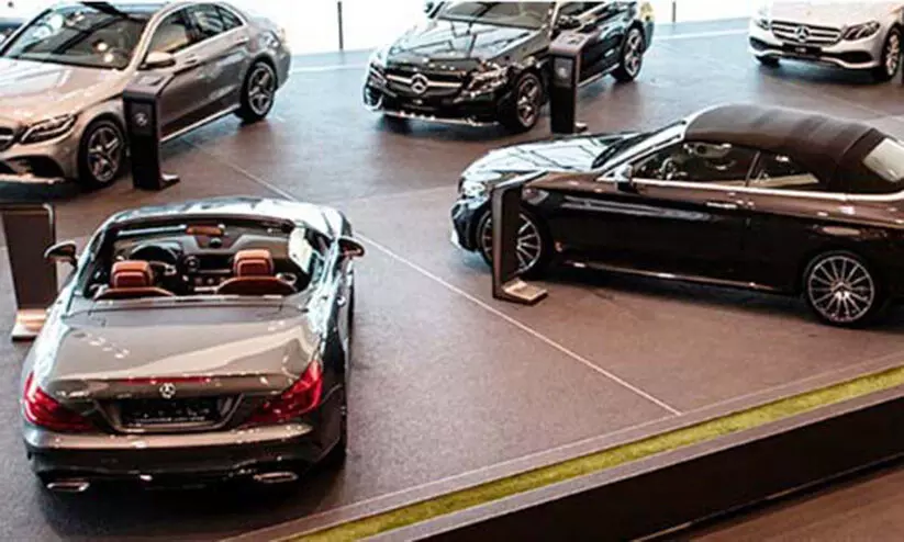 ഓട്ടോമൊബൈൽ മേഖല കോവിഡിനെ അതിജീവിക്കുന്നു ഓട്ടോമൊബൈൽ മേഖല കോവിഡിനെ അതിജീവിക്കുന്നു