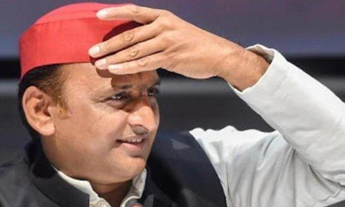 ഈ തൊപ്പി മാറ്റത്തിന്‍റെ അടയാളം; മോദിക്ക്​ ചുട്ട മറുപടിയുമായി അഖിലേഷ്​