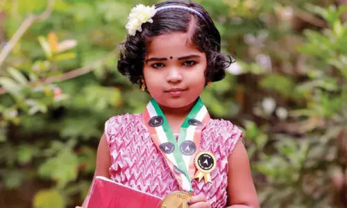 20 മിനിറ്റിൽ നൂറ്​ ഉത്തരം: നാല് വയസ്സുകാരി ഇന്ത്യ ബുക്ക് ഓഫ് റെക്കോഡ്സിൽ