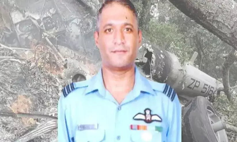 വരുൺസിങ്ങിനെ ബംഗളൂരുവിലേക്ക് മാറ്റി; ആരോഗ്യനില ഗുരുതരമായി തുടരുന്നെന്ന് റിപ്പോർട്ട് വരുൺസിങ്ങിനെ ബംഗളൂരുവിലേക്ക് മാറ്റി; ആരോഗ്യനില ഗുരുതരമായി തുടരുന്നെന്ന് റിപ്പോർട്ട്