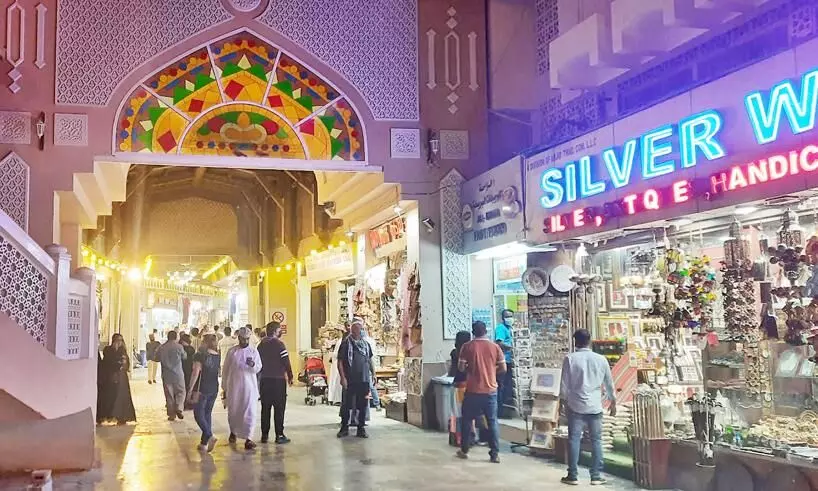 ഉപഭോക്താക്കളുടെ മറവി: തലവേദനയൊഴിയാതെ മത്ര സൂഖ് വ്യാപാരികൾ ഉപഭോക്താക്കളുടെ മറവി: തലവേദനയൊഴിയാതെ മത്ര സൂഖ് വ്യാപാരികൾ