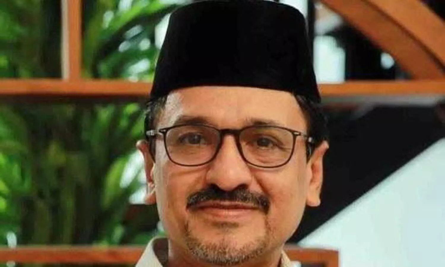 വ്യക്തിപരമായ വിമർശനങ്ങളെ ന്യായീകരിക്കില്ല; റിയാസിനെ വിളിച്ച് ഖേദം പ്രകടിപ്പിച്ചു -സാദിഖലി തങ്ങൾ