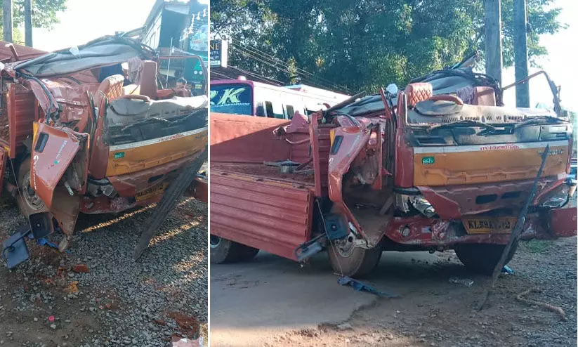 lorry accident lorry accident