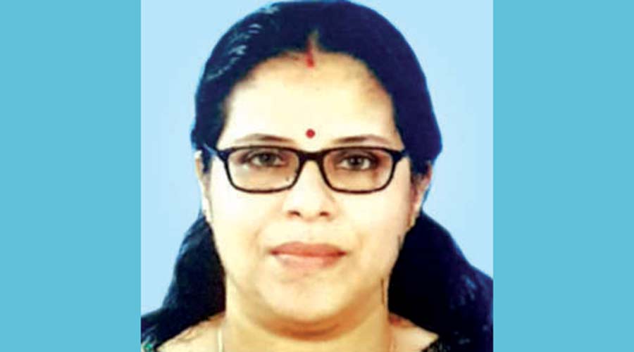 സ്കൂട്ടറിൽ കാറിടിച്ച് വീണ നഴ്സ് ടിപ്പർ ലോറി കയറി മരിച്ചു സ്കൂട്ടറിൽ കാറിടിച്ച് വീണ നഴ്സ് ടിപ്പർ ലോറി കയറി മരിച്ചു