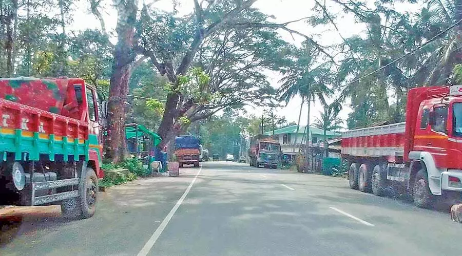 മുത്തങ്ങ വഴി മയക്കുമരുന്ന് കടത്ത് വ്യാപകമാകുന്നു മുത്തങ്ങ വഴി മയക്കുമരുന്ന് കടത്ത് വ്യാപകമാകുന്നു