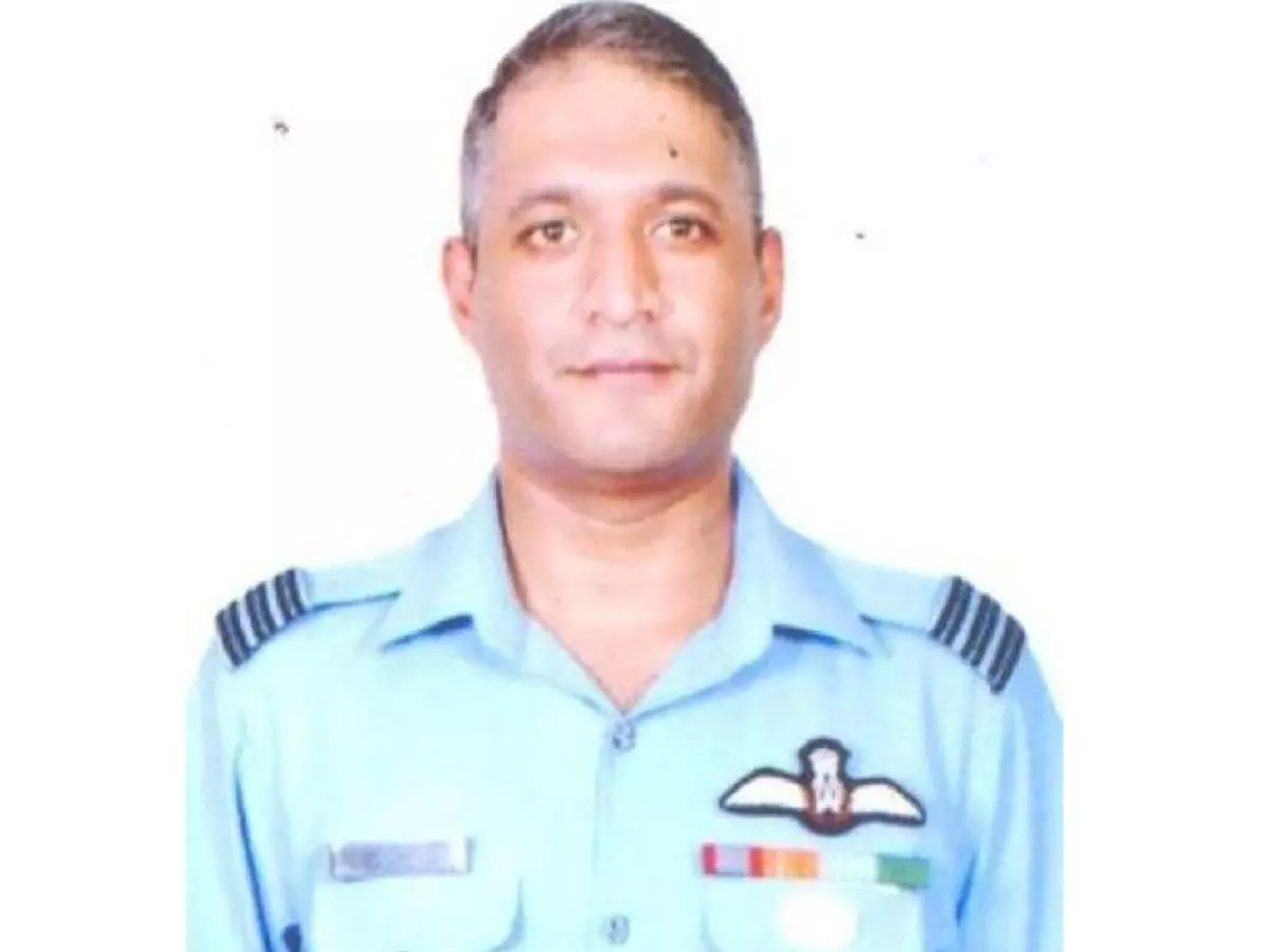 അവൻ ഒരു പോരാളിയാണ്, വിജയിയായി പുറത്തുവരും; വരുൺ സിങ്ങിന്‍റെ പിതാവ്