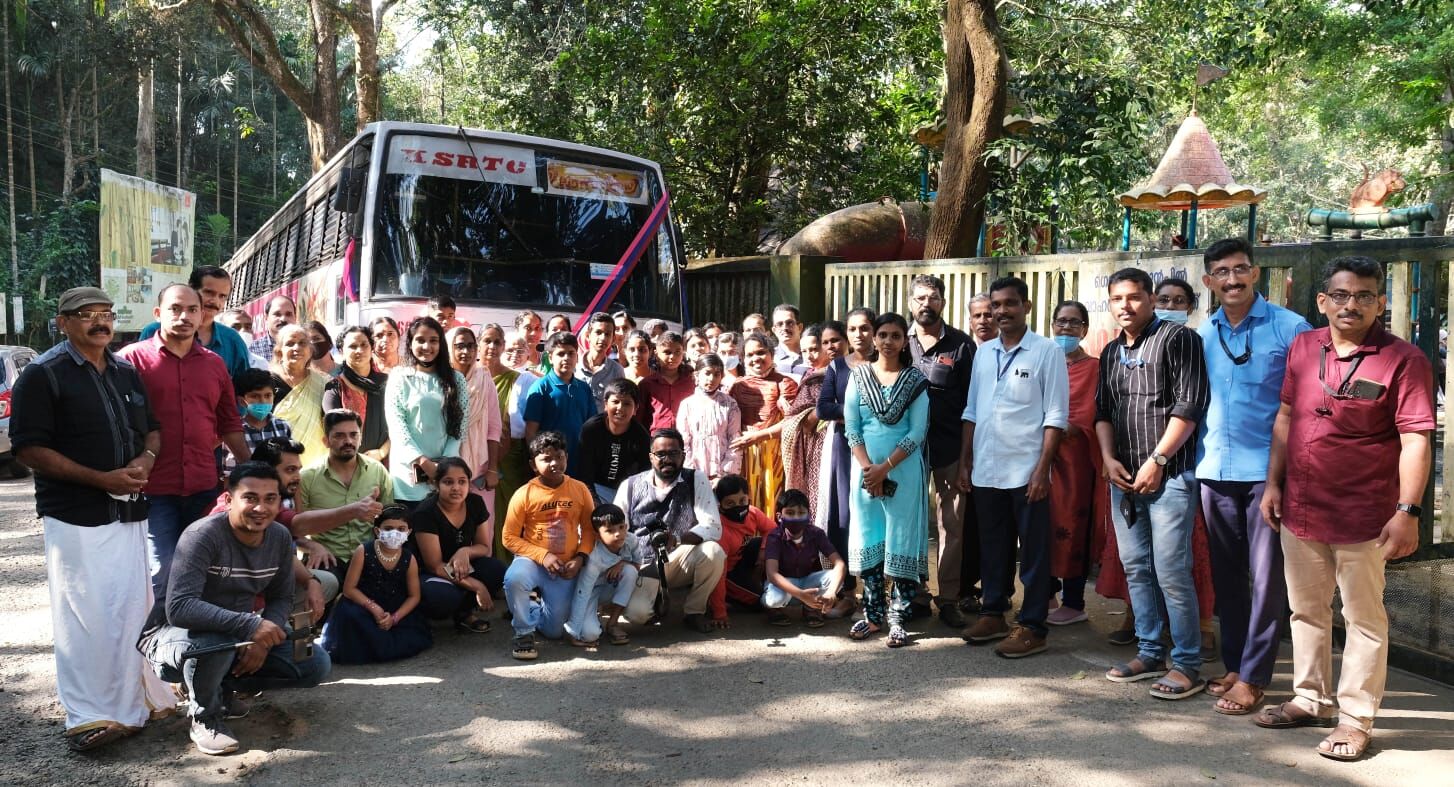 ആടിയും പാടിയും അവരെത്തി, വയനാട് കാണാൻ