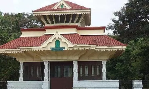 കാർഷിക സർവകലാശാലയുടെ ബിരുദദാനം;റാ​ങ്ക്​ ജേ​താ​ക്ക​ൾ ഉ​ൾ​പ്പെ​ടെ വി​ദ്യാ​ർ​ഥി​ക​ളെ ക്ഷ​ണി​ച്ചി​ല്ലെ​ന്ന് പ​രാ​തി