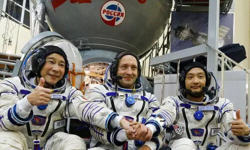 ബഹിരാകാശത്ത്​ ഗോൾഫ്​ കളിക്കണം, പേപ്പർ വിമാനം പറത്തണം; 100 ടാസ്​ക്കുകളുമായി അയാളെത്തി​, വിശേഷങ്ങൾ അറിയാം