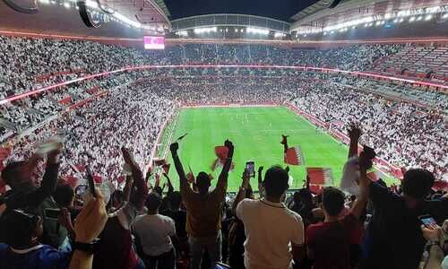 ഗാലറി നിറച്ച്​ 63,439 കാണികൾ; ചരിത്രമെഴുതി അൽബെയ്​ത്​