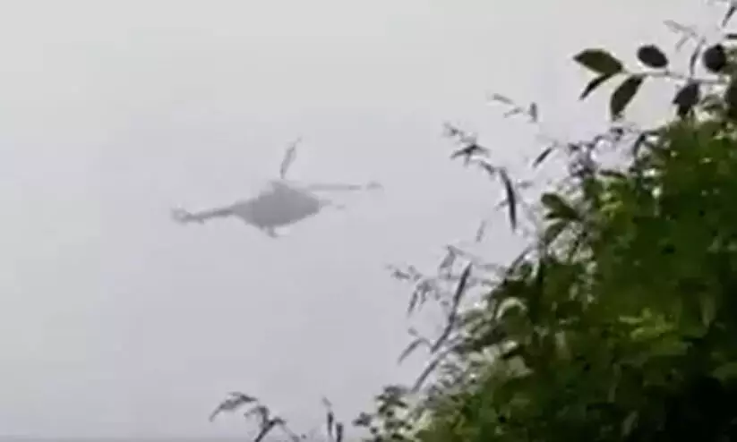 ഹെലികോപ്റ്റർ അപകടം: വീഡിയോ പകർത്തിയ മൊബൈൽഫോൺ കസ്റ്റഡിയിലെടുത്തു ഹെലികോപ്റ്റർ അപകടം: വീഡിയോ പകർത്തിയ മൊബൈൽഫോൺ കസ്റ്റഡിയിലെടുത്തു