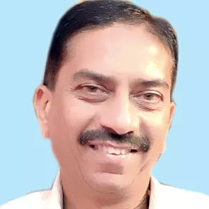 ന​വാ​സ് ഖാ​ൻ