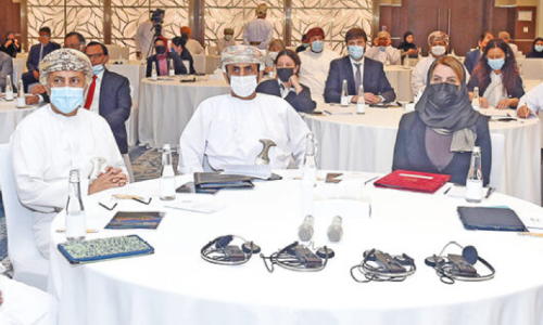 അംബാസഡർമാരുമായും മേധാവികളുമായും കൂടിക്കാഴ്ച നടത്തി