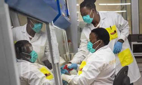 ഡെൽറ്റയെ അപേക്ഷിച്ച് ഒമിക്രോൺ വകഭേദത്തിന് നേരിയ ലക്ഷണം മാത്രം