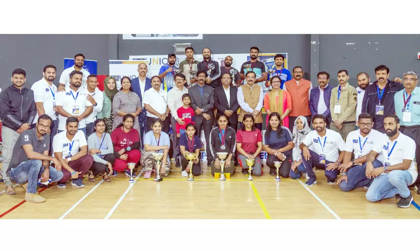 യുനീക് ബാഡ്മിൻറൺ സമാപിച്ചു യുനീക് ബാഡ്മിൻറൺ സമാപിച്ചു