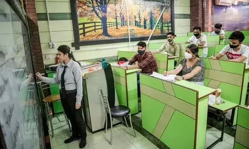 എ​ന്തുകൊണ്ടാവും അവരെല്ലാം പൗരത്വം ഉപേക്ഷിച്ചുപോയത്​?