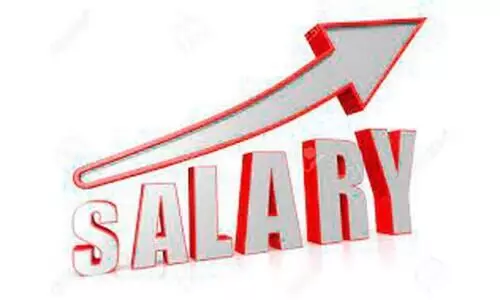 തൃശൂരിലെ നാല് ആശുപത്രികൾ വേതനം  വർധിപ്പിച്ചു; നഴ്സ് സമരമൊഴിവായി