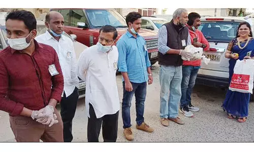 ശ​ര​ദ് പ​വാ​റി​െൻറ ജ​ന്മ​ദി​നാ​ഘോ​ഷം