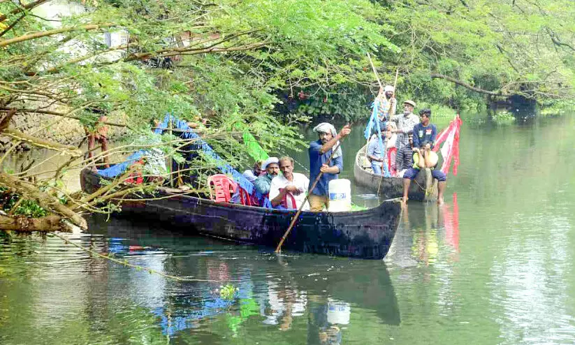 മാമ്പുഴ സംരക്ഷണത്തിന്​ ജലയാത്ര