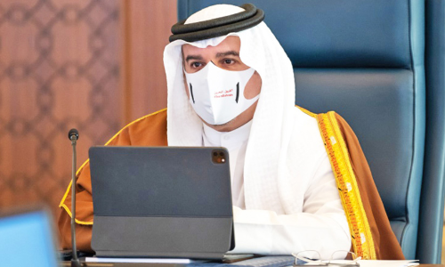 ഭ​ര​ണാ​ധി​കാ​രി​ക​ൾ​ക്കും ജ​ന​ങ്ങ​ൾ​ക്കും ദേ​ശീ​യ ദി​നാ​ശം​സ