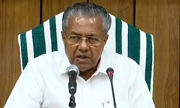 ആലപ്പുഴ കൊലപാതകങ്ങളെ അപലപിച്ച് മുഖ്യമന്ത്രി; കുറ്റവാളികളെ പിടികൂടും ആലപ്പുഴ കൊലപാതകങ്ങളെ അപലപിച്ച് മുഖ്യമന്ത്രി; കുറ്റവാളികളെ പിടികൂടും