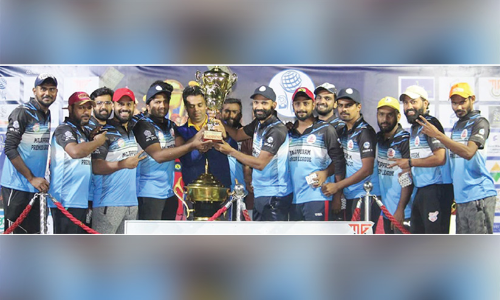 മലപ്പുറം പ്രീമിയർ ലീഗ്: ആവഞ്ചേഴ്സ് പെരിന്തൽമണ്ണ ജേതാക്കൾ