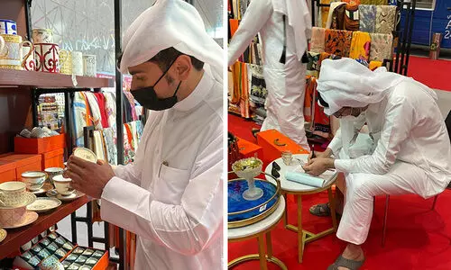 ക​ട​ക​ളി​ൽ പ​രി​ശോ​ധ​ന സ​ജീ​വം; ത​ട്ടി​പ്പു​ക​ൾ കൈ​യോ​ടെ പി​ടി​കൂ​ടി