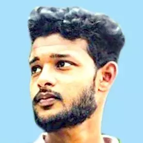 നെ​റ്റ് ബാ​ൾ പ​രി​ശീ​ല​ന​ത്തി​നി​ടെ കു​ഴ​ഞ്ഞുവീ​ണ്​ യു​വാ​വ്​ മ​രി​ച്ചു