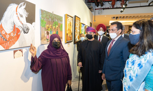 ഇ​ന്ത്യ-​ഒ​മാ​ൻ സം​യു​ക്ത ചിത്ര പ്രദർശനത്തിന്​ തു​ട​ക്കം