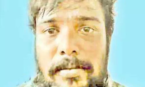 മോഷണത്തിനിടെ കടക്കുള്ളിൽ കുടുങ്ങിയ പ്രതി പിടിയിൽ മോഷണത്തിനിടെ കടക്കുള്ളിൽ കുടുങ്ങിയ പ്രതി പിടിയിൽ