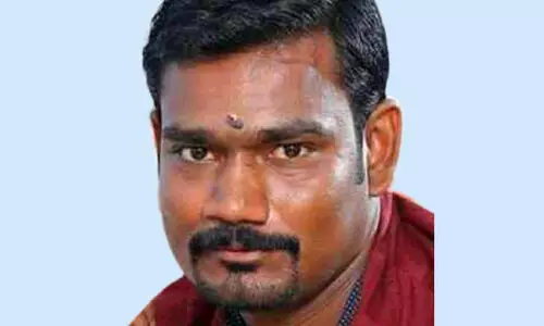 ഫോണില്‍ സംസാരിച്ച് ട്രാക്കിലൂടെ നടന്ന യുവാവ്​ ട്രെയിൻ തട്ടി മരിച്ചു