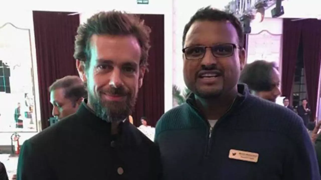 ട്വിറ്റർ വിടുമെന്ന് മുൻ ഇന്ത്യ വിഭാഗം തലവൻ മനീഷ് മഹേശ്വരി; കാരണമിതാണ്..! ട്വിറ്റർ വിടുമെന്ന് മുൻ ഇന്ത്യ വിഭാഗം തലവൻ മനീഷ് മഹേശ്വരി; കാരണമിതാണ്..!