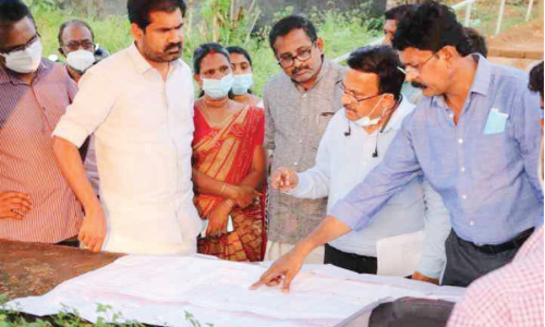 ചാ​ല​ക്കു​ടി​യി​ലെ കി​ഫ്ബി പ​ദ്ധ​തി​ക​ളു​ടെ പു​രോ​ഗ​തി വി​ല​യി​രു​ത്തി