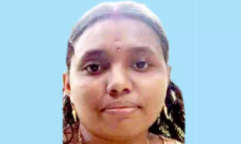 പ്ര​സ​വ​ശേ​ഷം ചി​കി​ത്സ​യി​ല്‍ ക​ഴി​ഞ്ഞി​രു​ന്ന യു​വ​തി മ​രി​ച്ചു